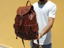 Charger l'image dans la galerie, Small Leather Backpack