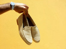 Charger l'image dans la galerie, Raffia Loafers