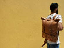 Charger l'image dans la galerie, Hiking Leather Rolltop Backpack