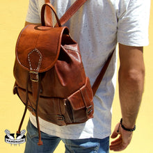 Charger l'image dans la galerie, Small Leather Backpack