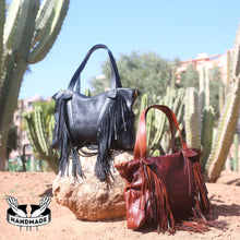 Charger l'image dans la galerie, Black Fringe Leather Purse