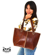 Charger l'image dans la galerie, Western leather tote bag