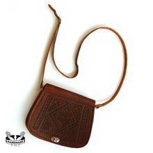 Charger l'image dans la galerie, Vintage embossed Leather purse