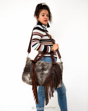 Charger l'image dans la galerie, Fur &amp; Leather fringe bag