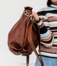 Charger l'image dans la galerie, Brown Leather hobo bag