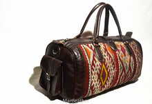 Charger l'image dans la galerie, kilim duffel bag